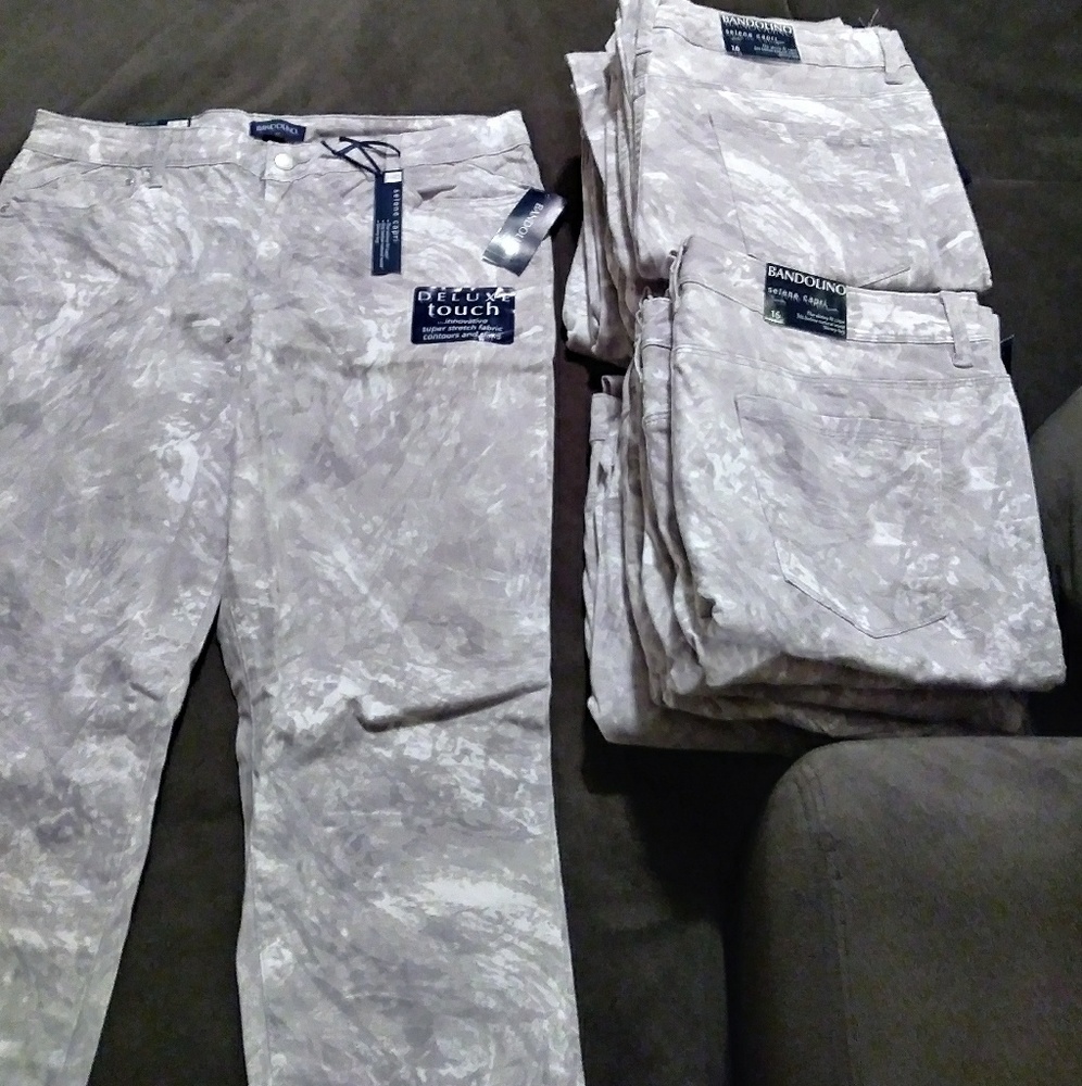 Stonewashed Capri Pants